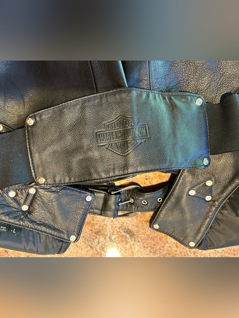 Harley-Davidson Black Leather Men’s Chaps Size Large Embossed Logo
